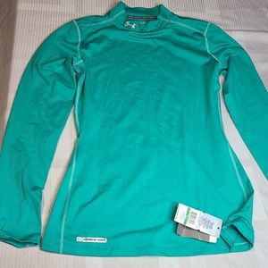 Under Armour women's long sleeve